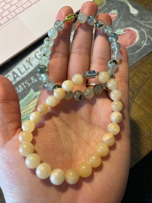 Silver wire gemstone bracelet - 6mm bead