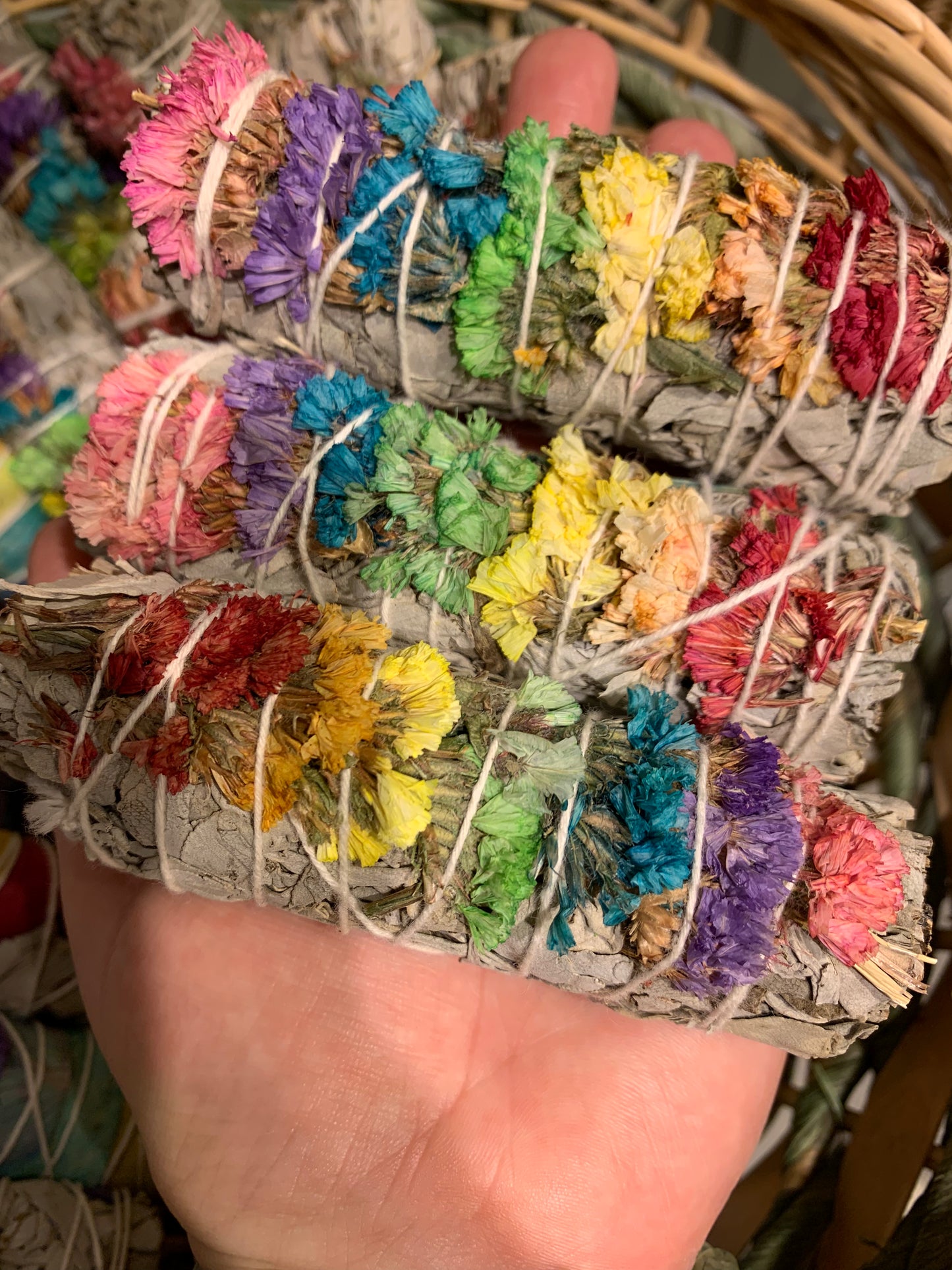 7 Chakra Sinuata + White Sage smudge