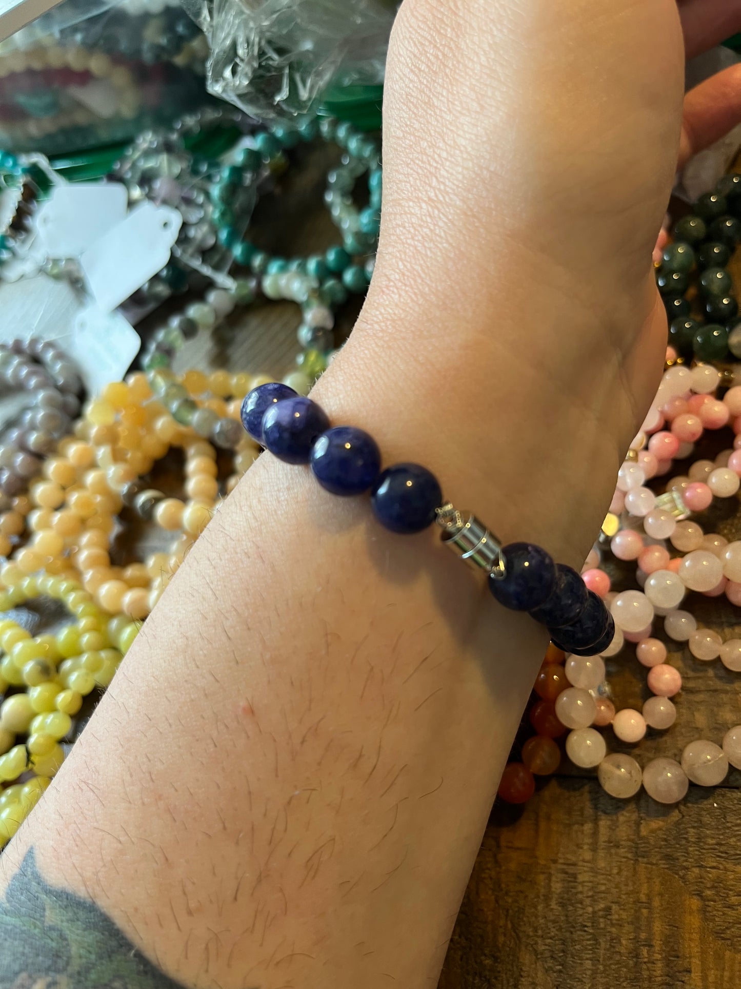 Silver wire gemstone bracelet - 6mm bead